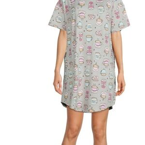 These Secret Treasures Sleepshirts feature an oversized size 2xl 3xl women’s